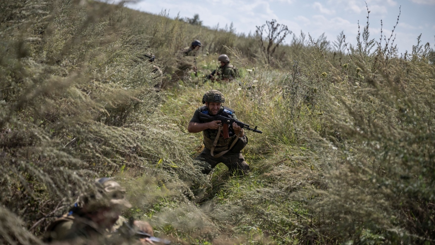 Ukraine tuyên bố giành được ngôi làng quan trọng trên trục tấn công chính